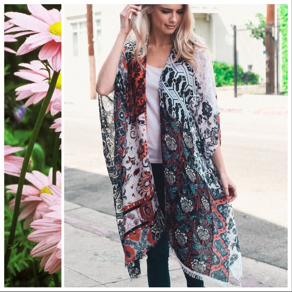 *LAST 2* Boho Patchwork Kimono in Red - Picture 5 of 8